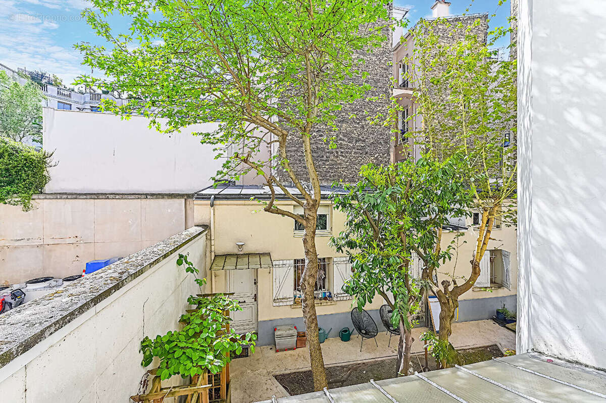 Appartement à LEVALLOIS-PERRET