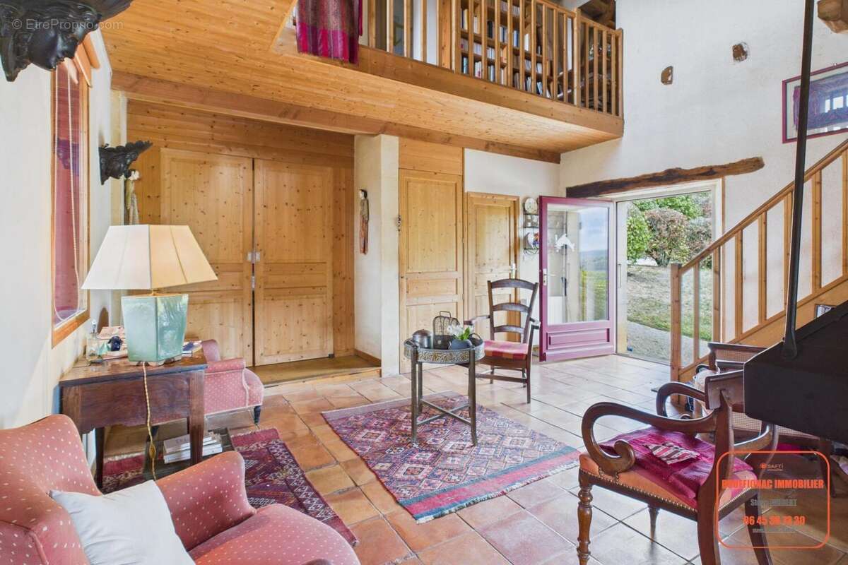 Photo 7 - Maison à SAINT-LEON-SUR-VEZERE