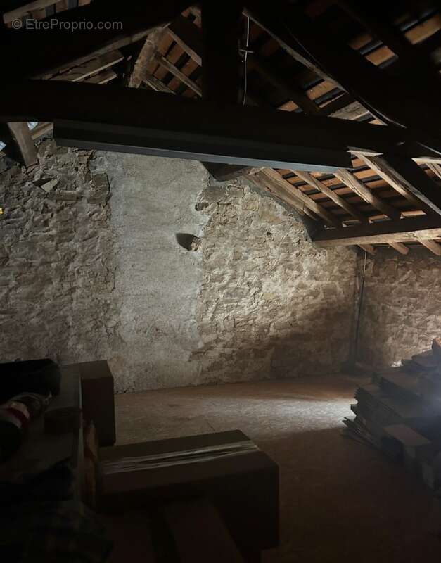 Maison à SAINT-SORNIN-LEULAC