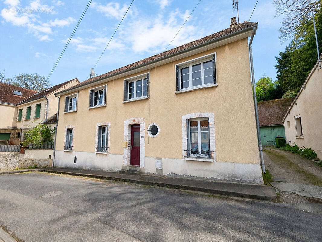 Maison à MAINTENON