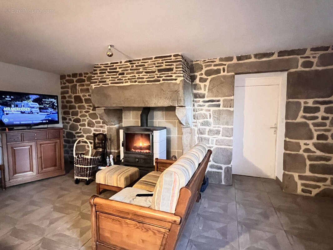 Maison à SAINT-POTAN