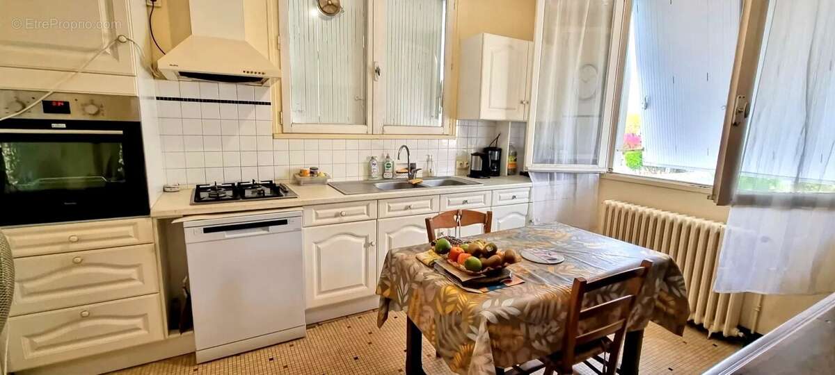 Exclusivite  : maison sur jardin louee 720 € / mois - photo 5