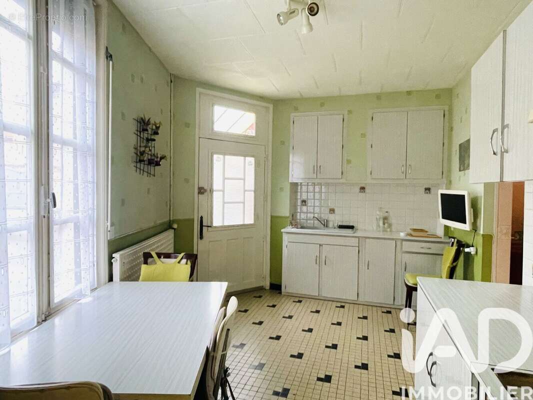 Photo 5 - Maison à CERNUSSON