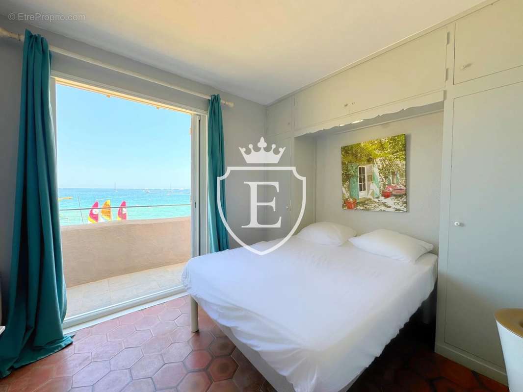Appartement à GRIMAUD