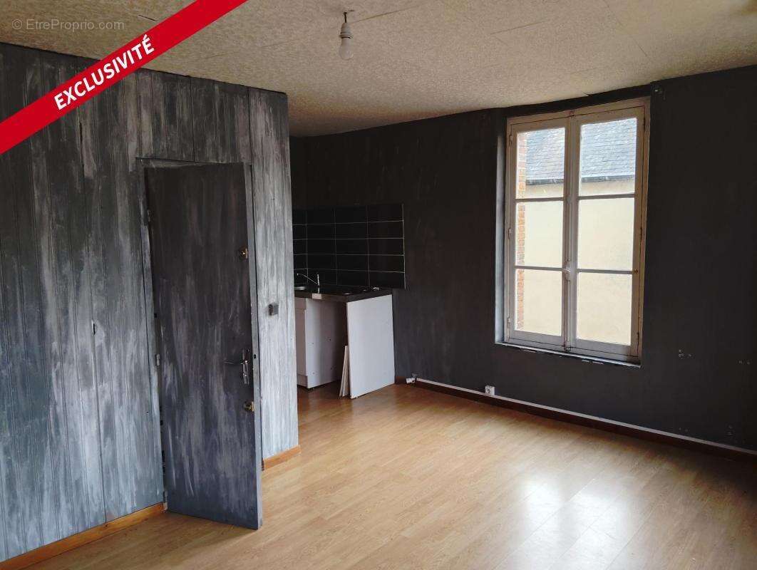 Commerce à RANDONNAI