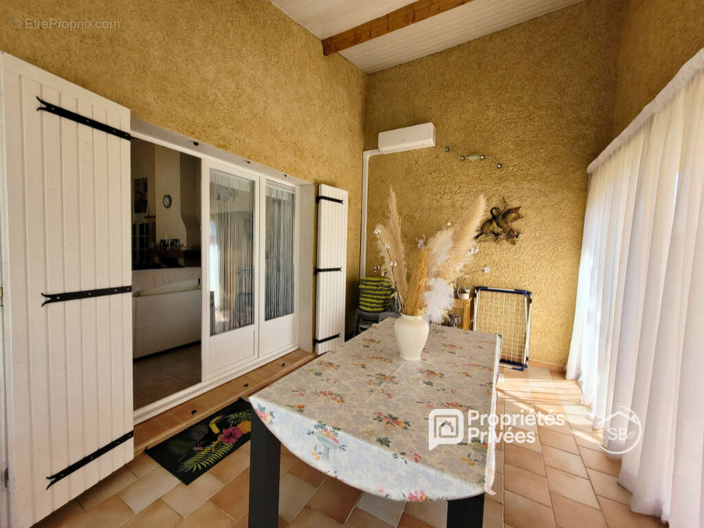 Maison à LABLACHERE