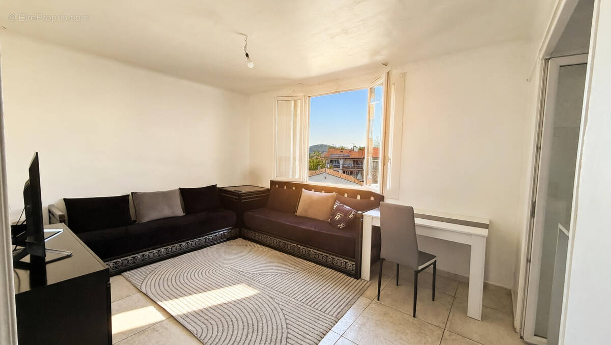 Appartement à BRIGNOLES