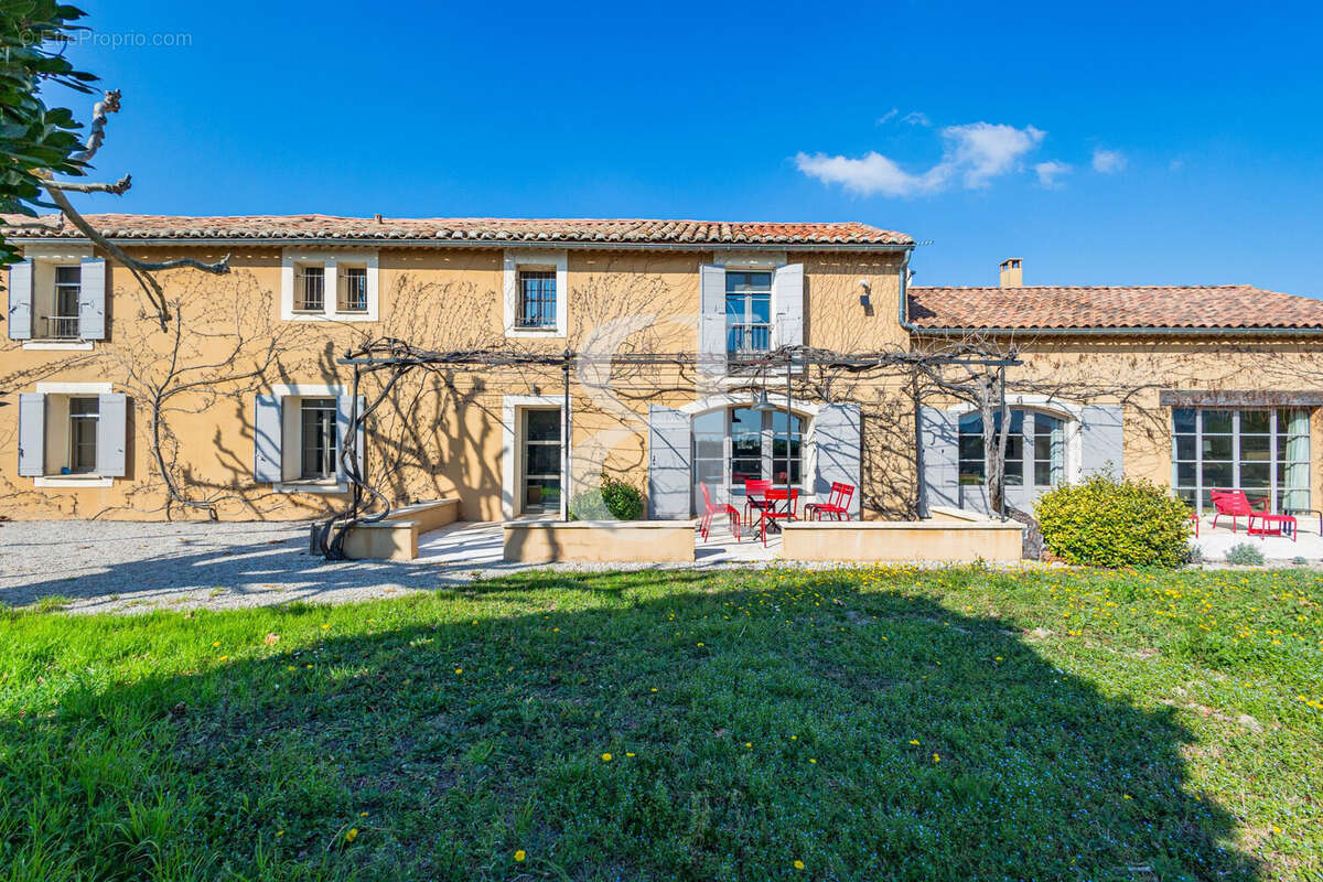Maison à VAISON-LA-ROMAINE