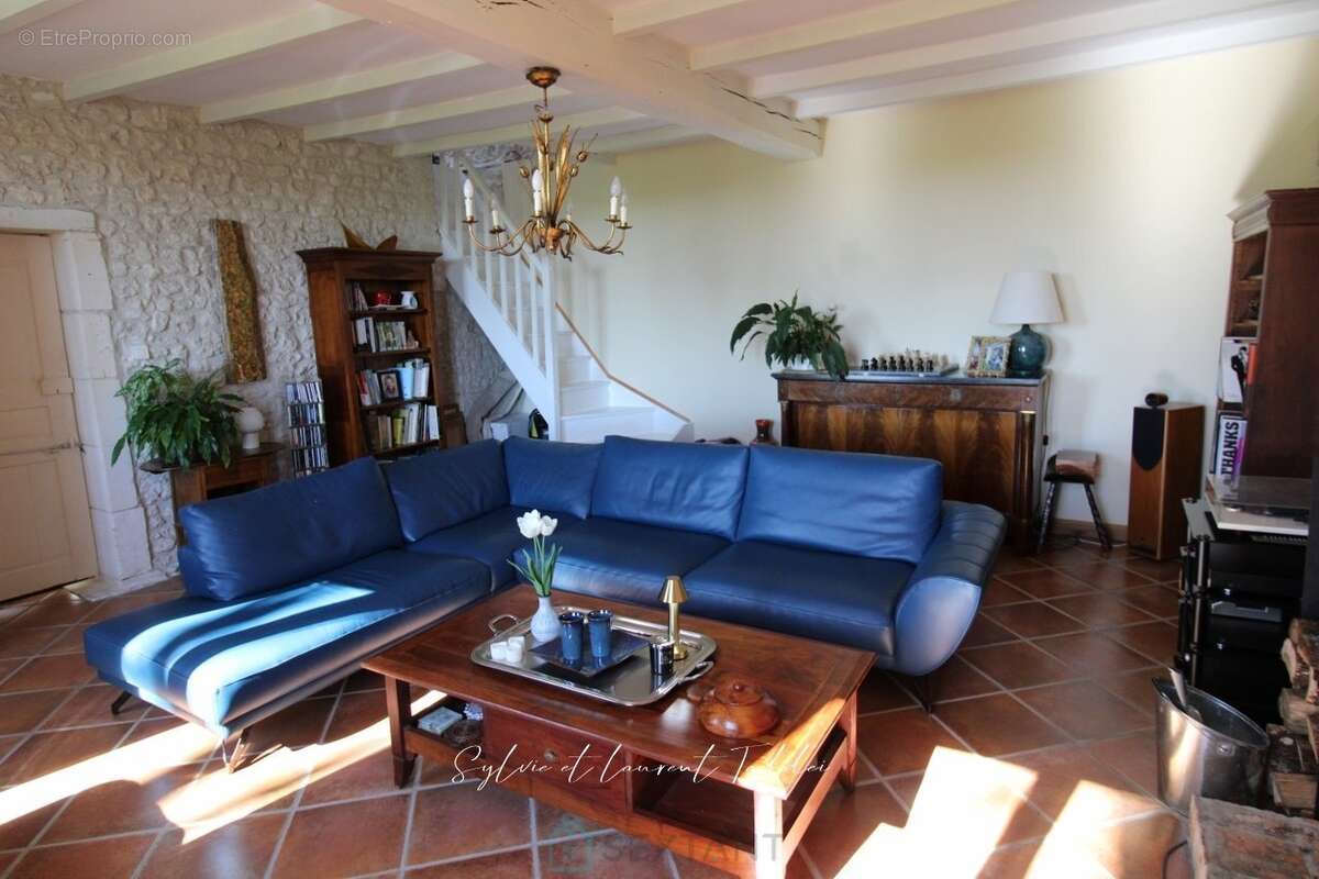 Charentaise en pierre de taille et moellons - piscine - photo 4