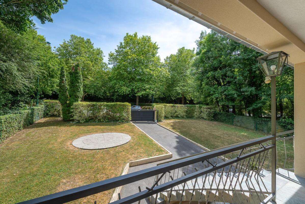 Maison familiale avec studio indépendant – 178 m2 – Chessy Bourg - photo 22
