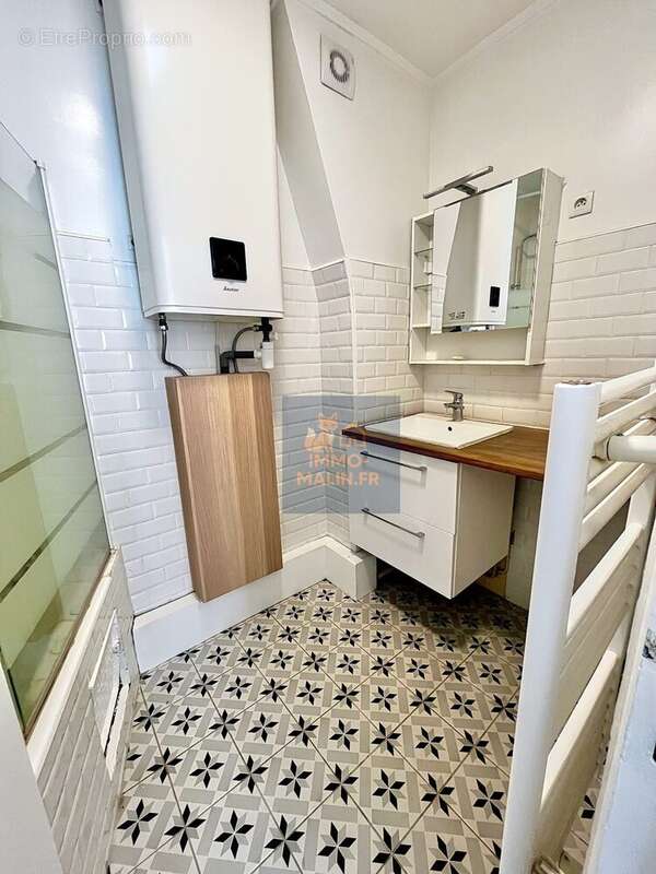 Appartement à PARIS-10E