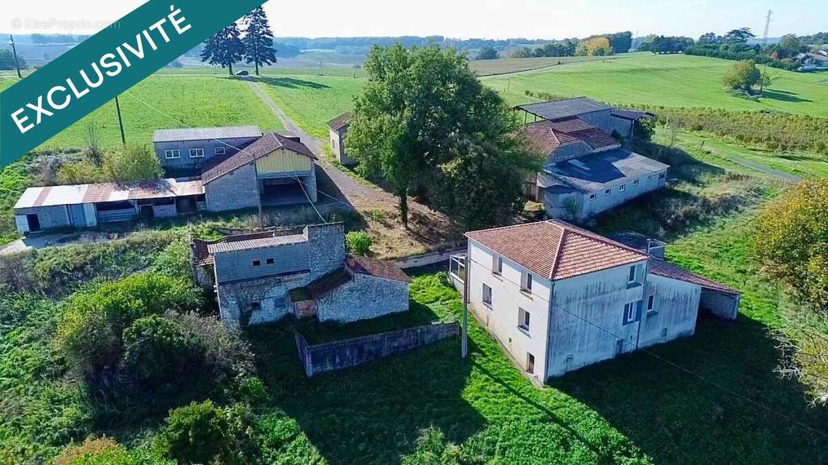 Photo 2 - Maison à LAUGNAC