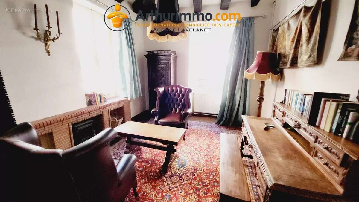 Exceptionnelle maison de 4 chambres 205m2 au centre de Mirepoix. - photo 11