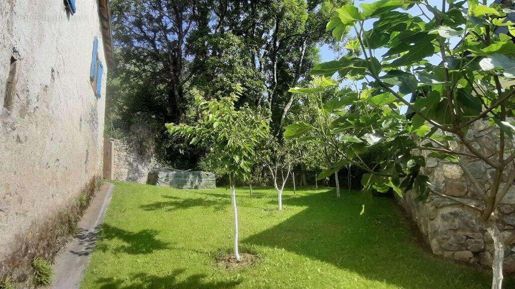 Maison à GERE-BELESTEN