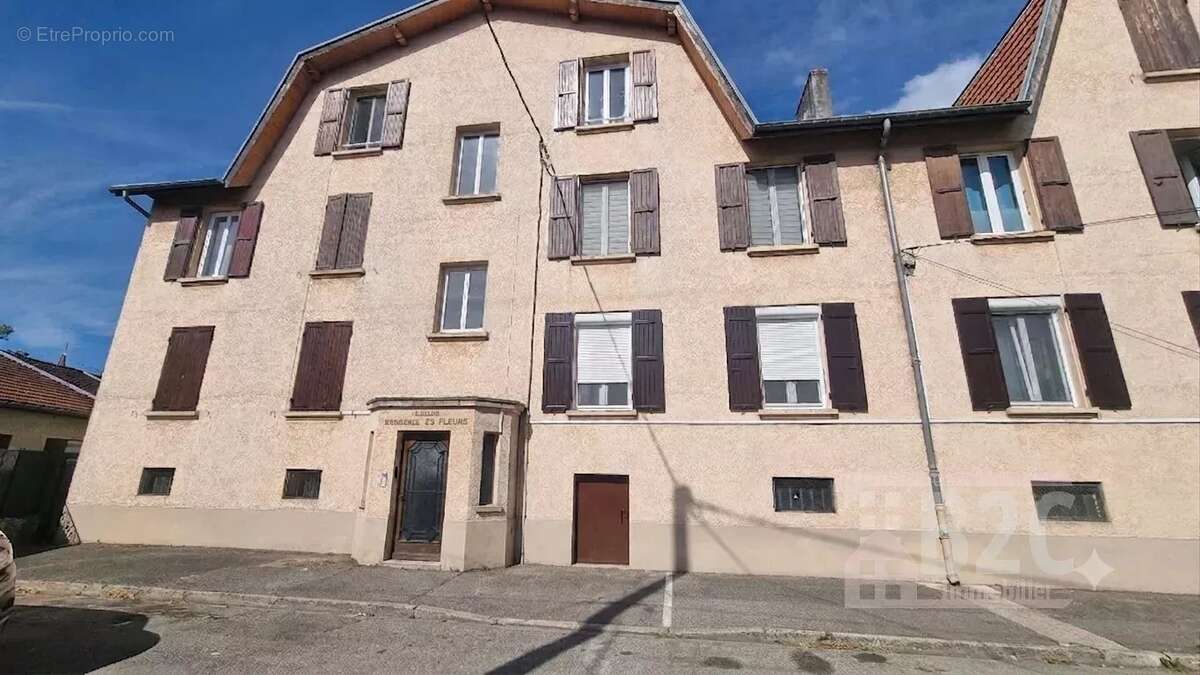 Appartement à SAINT-MARTIN-D'HERES