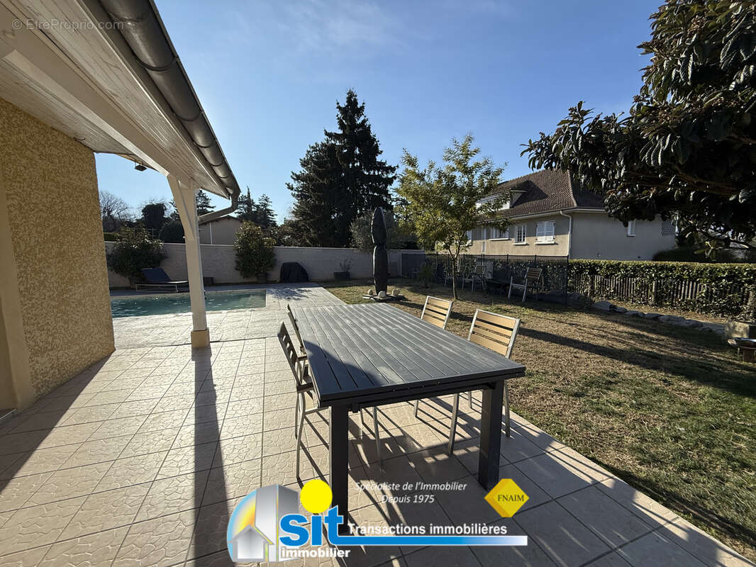 Villa plain-pied 111m2 habitables avec piscine - photo 8