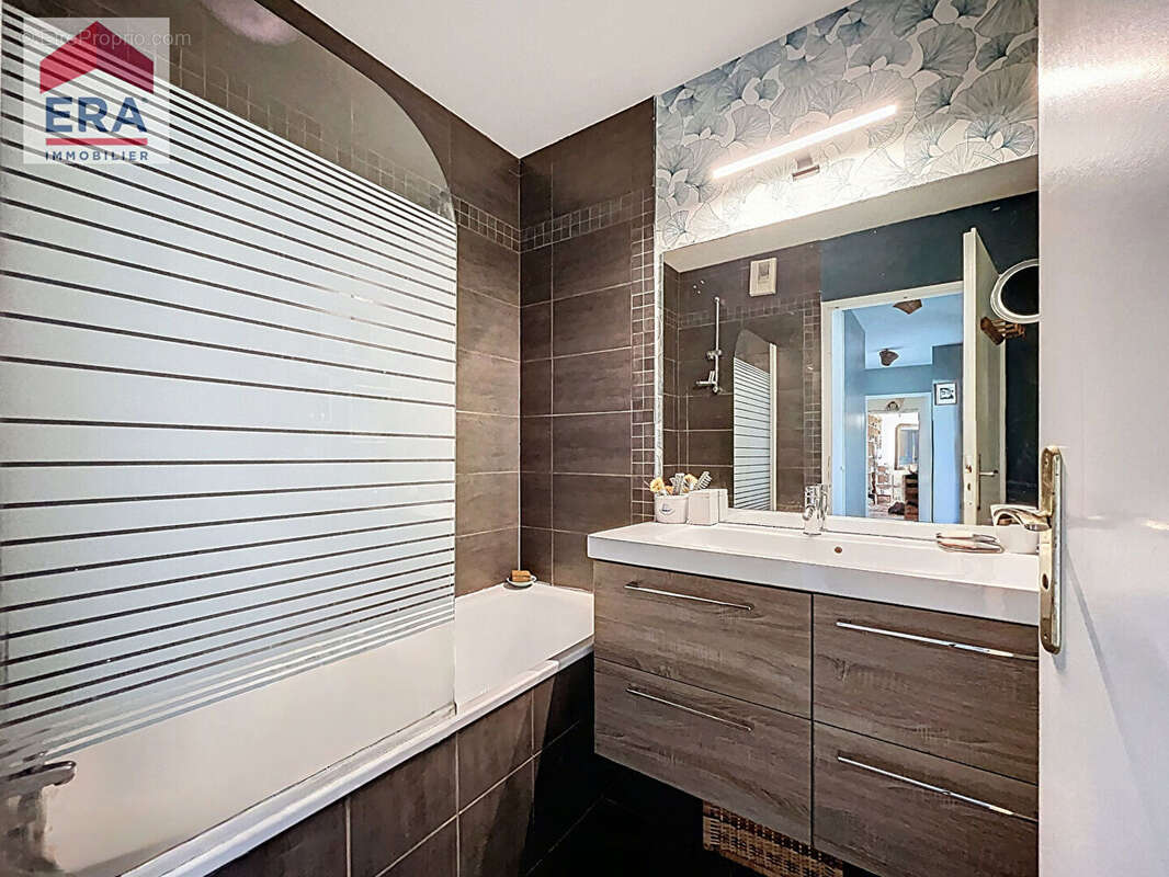 Appartement à IVRY-SUR-SEINE