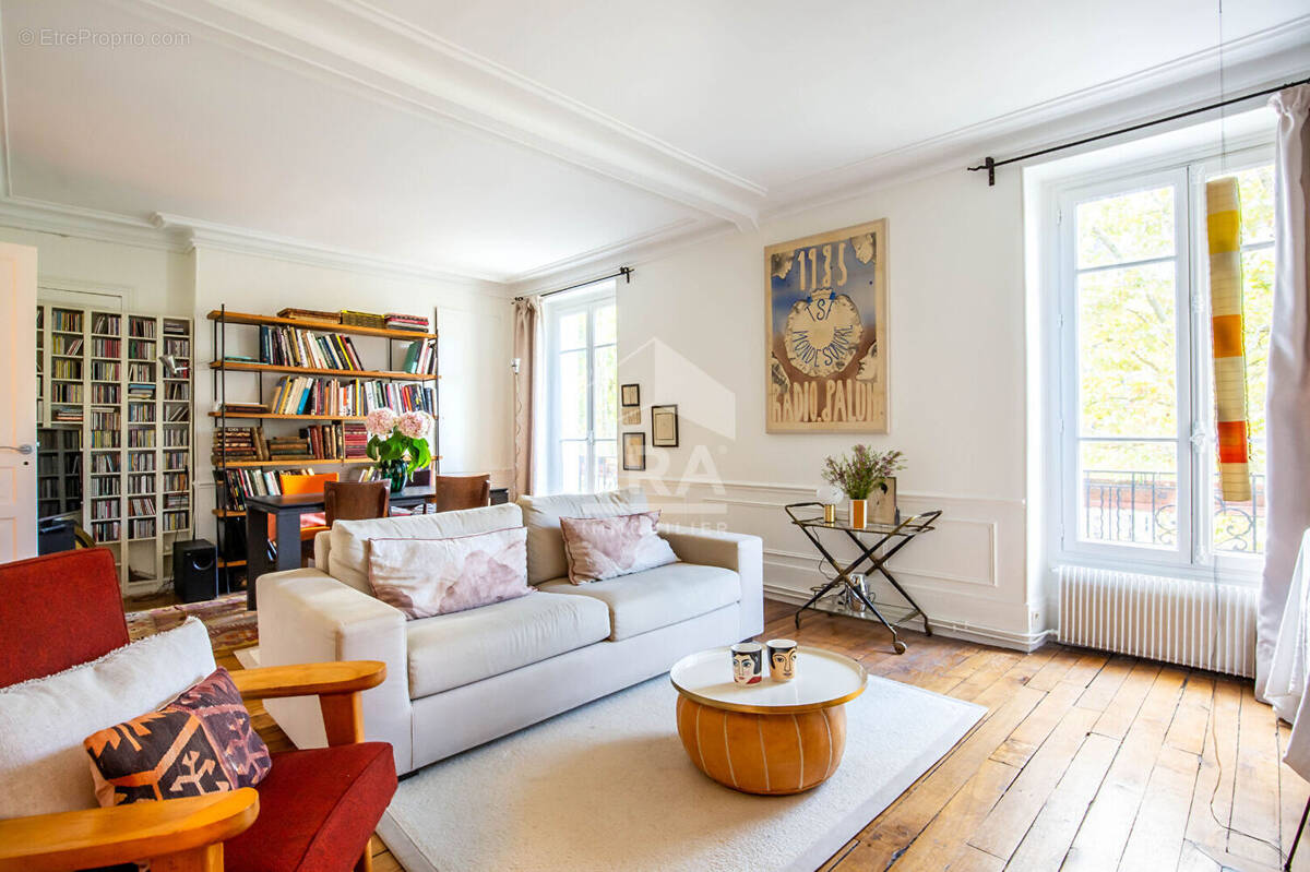 Appartement à PARIS-12E