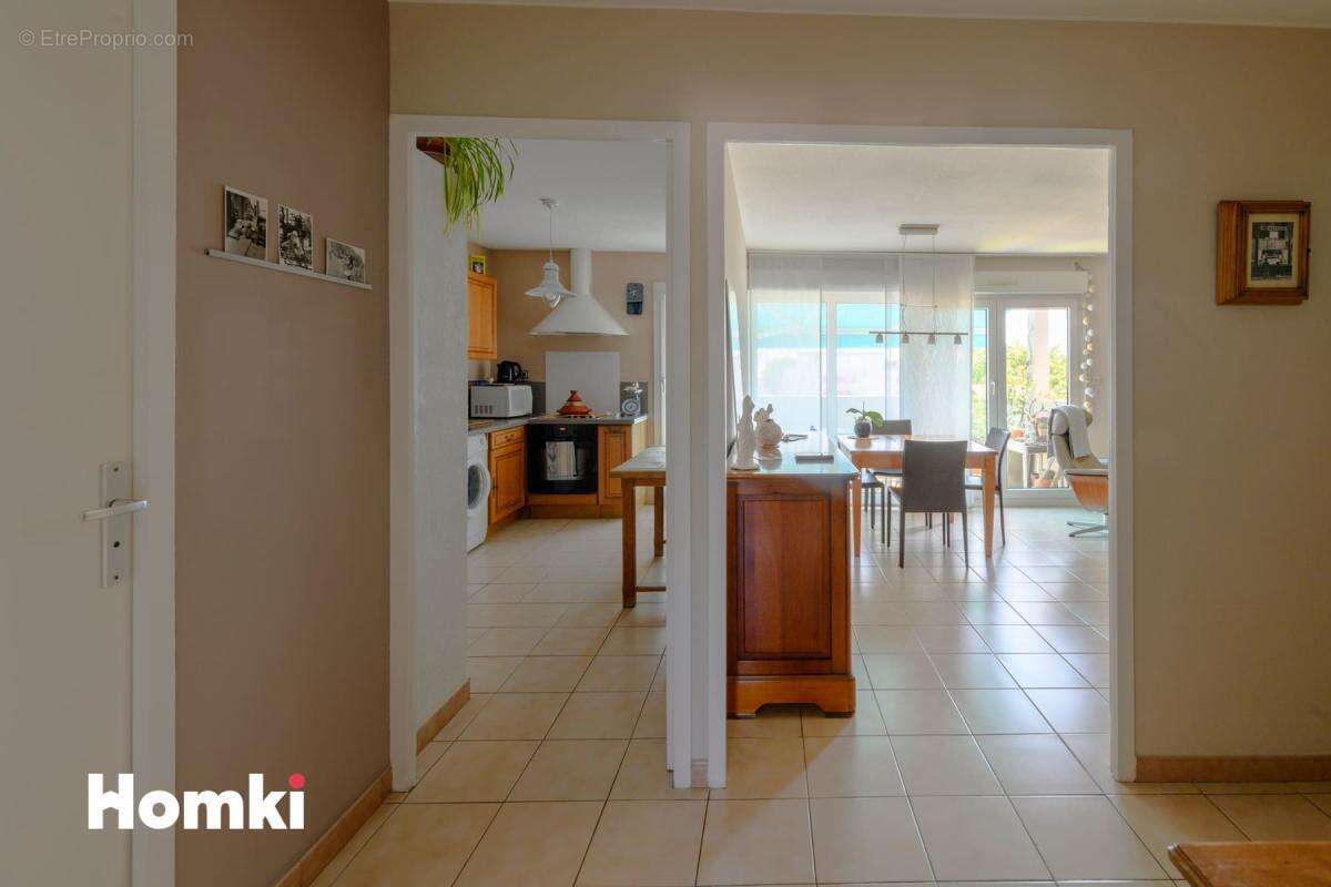 DPE C Appartement 3 pièces de 65 m2 avec terrasse et garage à Nîmes Capouchiné - photo 6