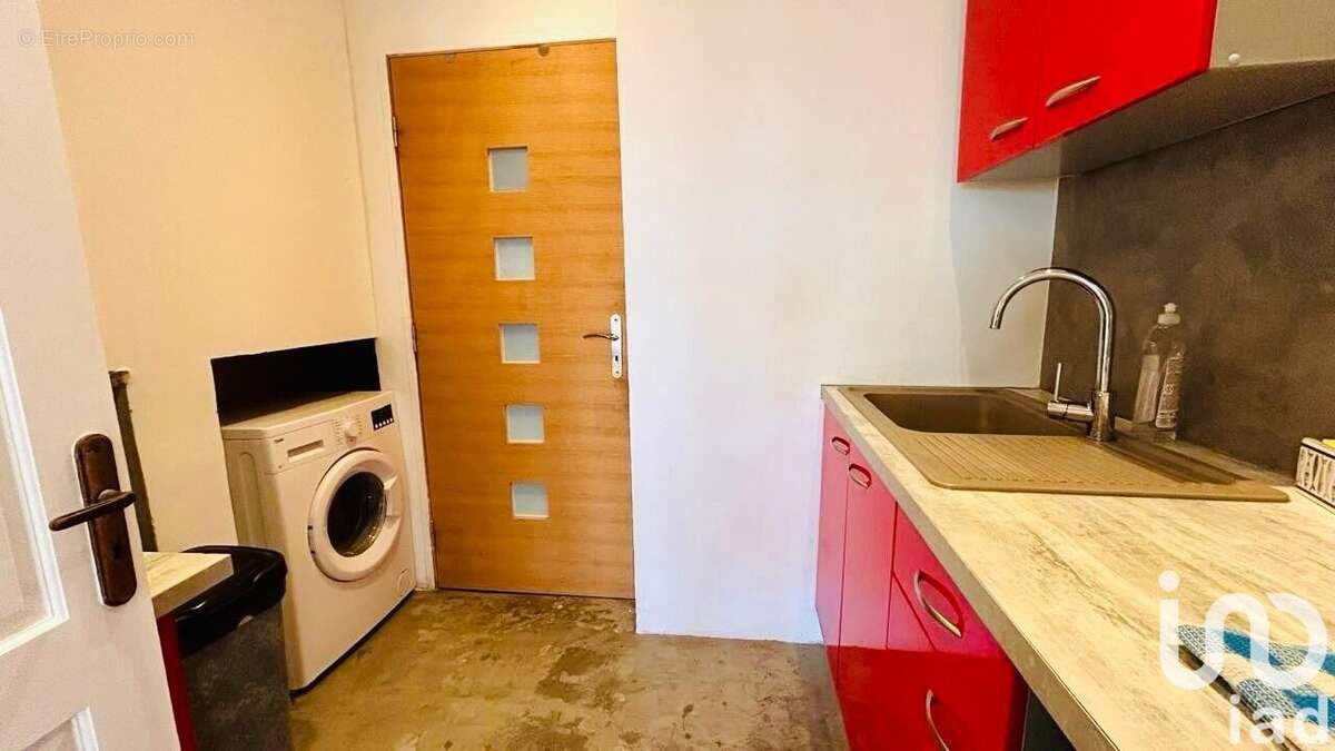 Photo 8 - Commerce à SAINT-PIERRE