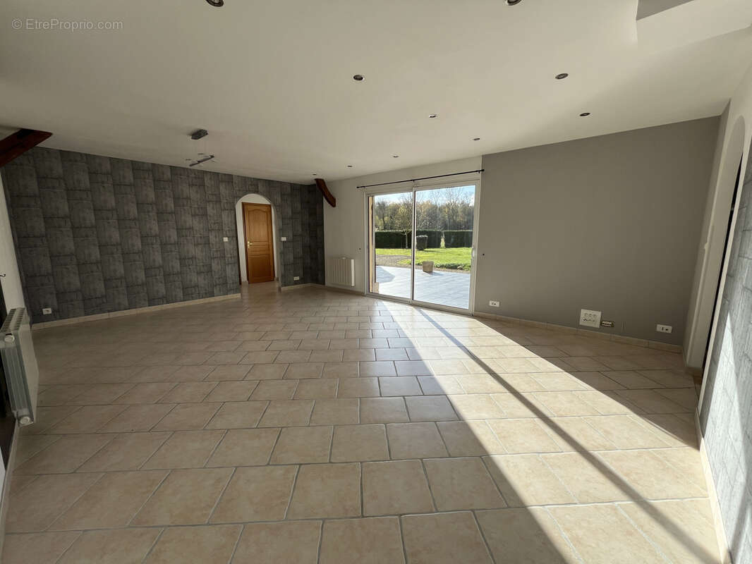 Maison à SAINT-CLAIR-SUR-EPTE