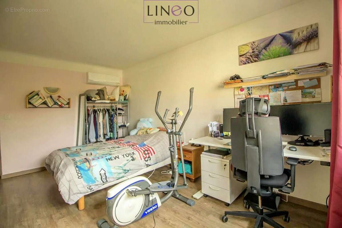 Maison à CHOISY-LE-ROI