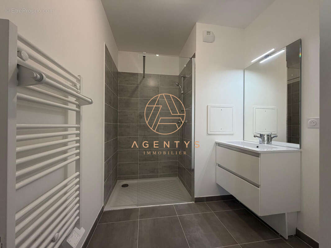 Appartement à CHAMPIGNY-SUR-MARNE