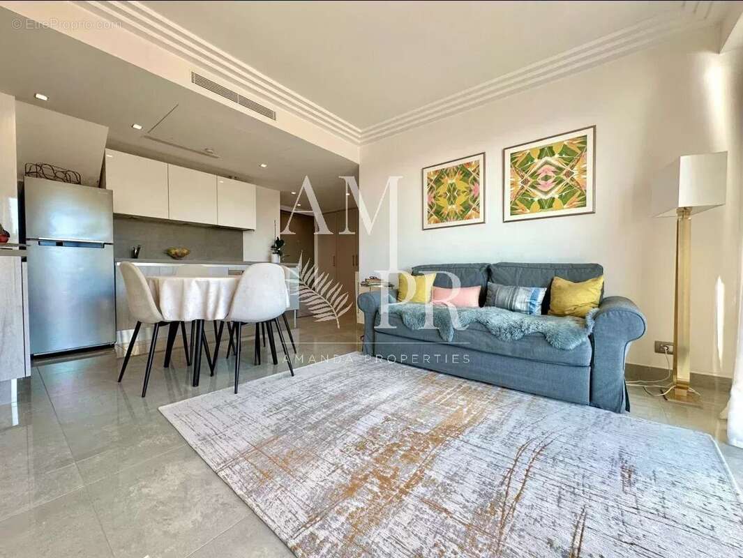 Appartement à ROQUEBRUNE-CAP-MARTIN