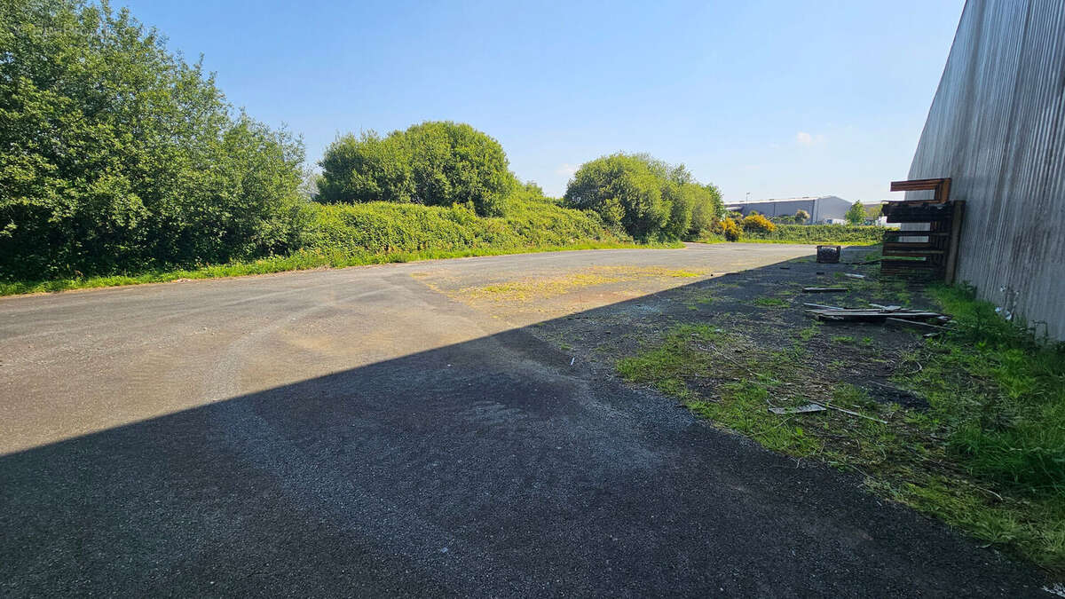 Commerce à LA FORET-FOUESNANT