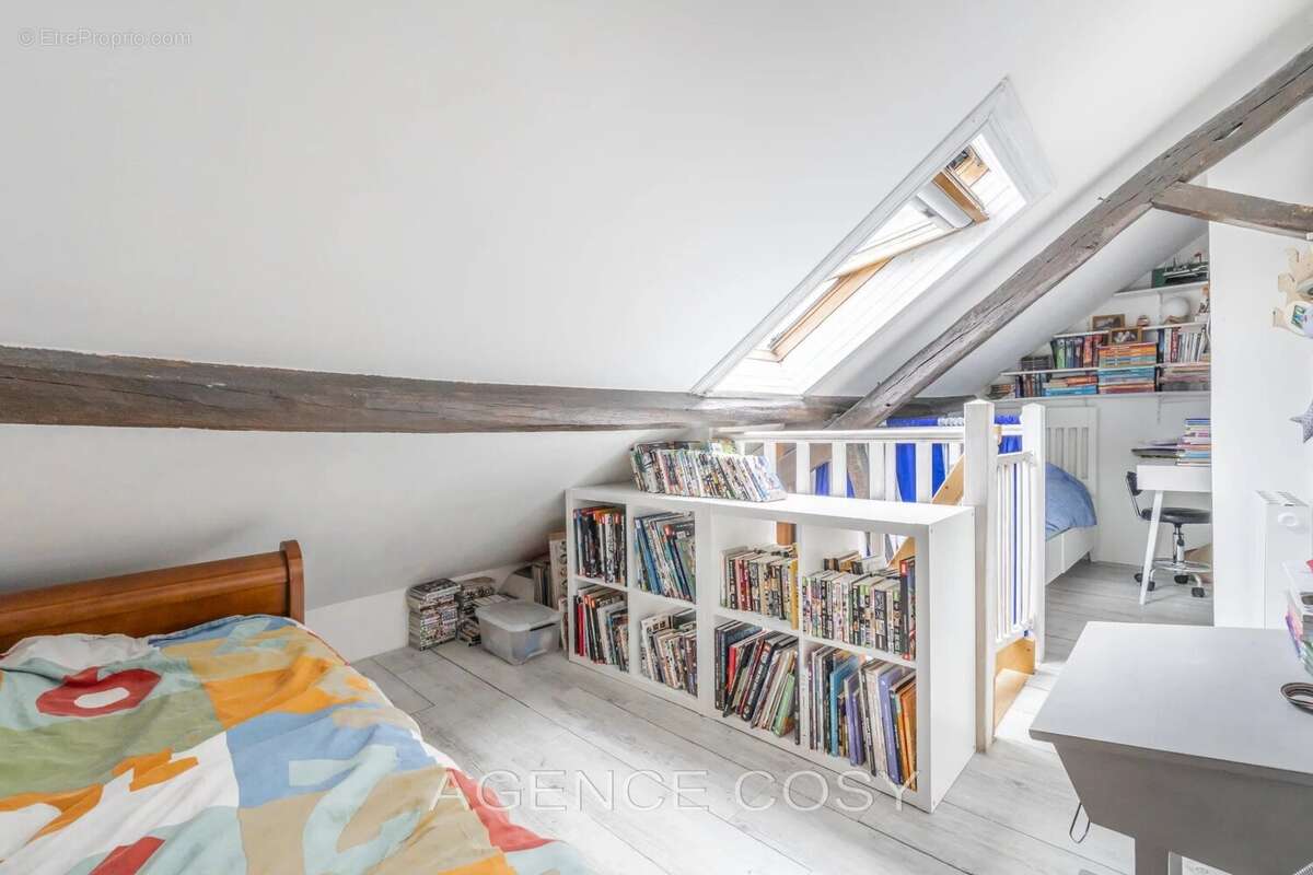 Appartement à VERSAILLES