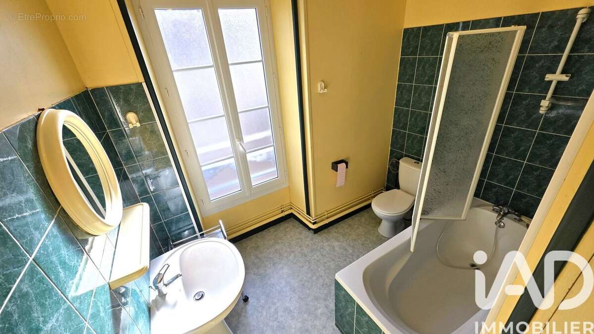 Photo 9 - Appartement à FONTENAY-LE-COMTE