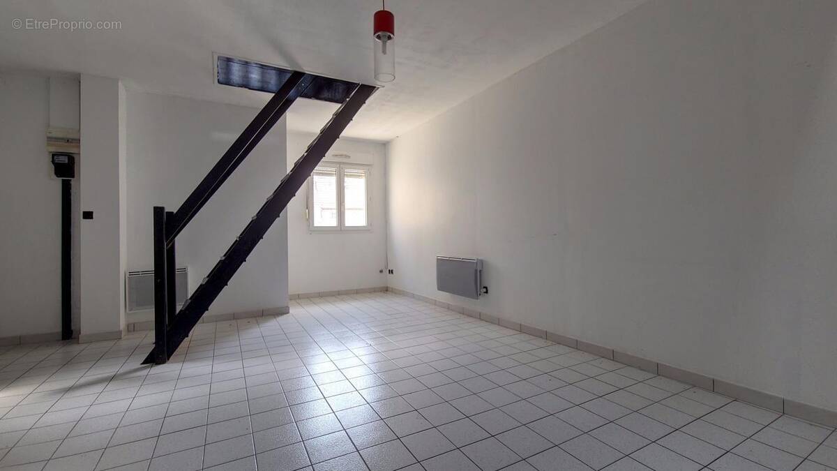 Appartement à GENLIS