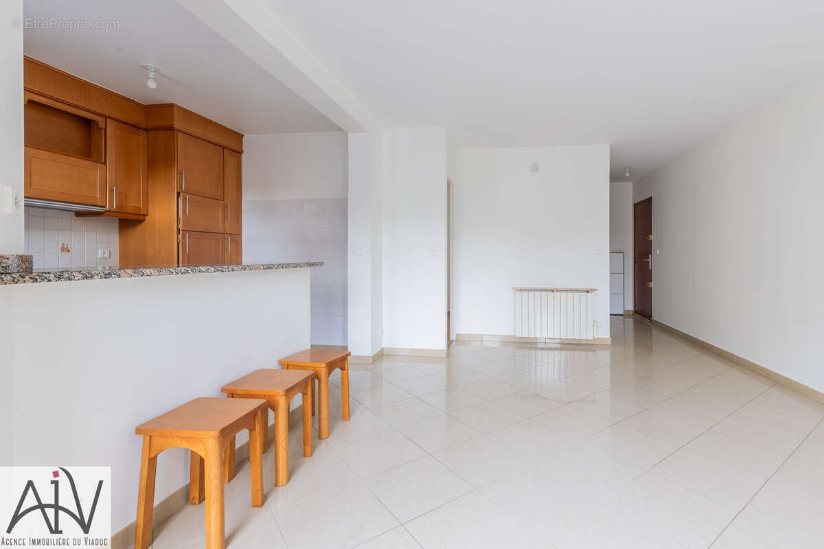 Appartement à CHILLY-MAZARIN