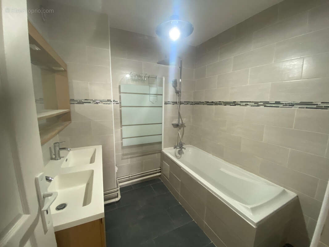 Appartement à EPINAY-SUR-SEINE