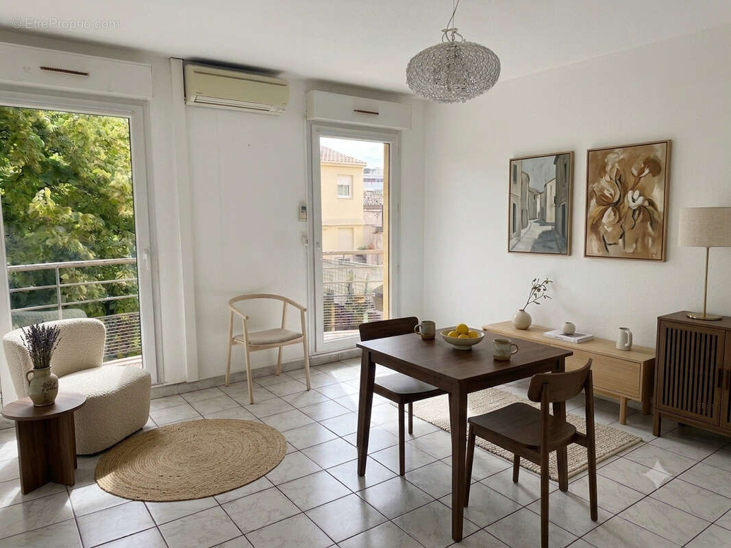 Appartement à NIMES