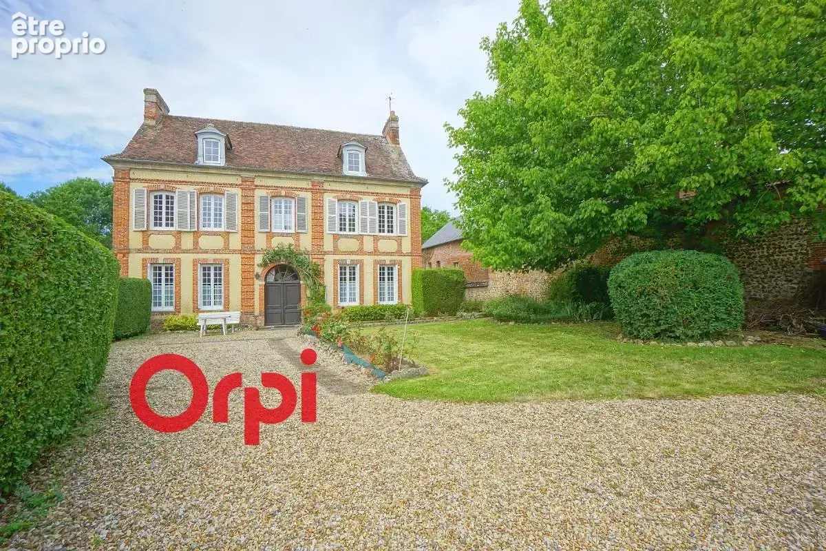 Photo Maison à Brionne au prix de 285 000€