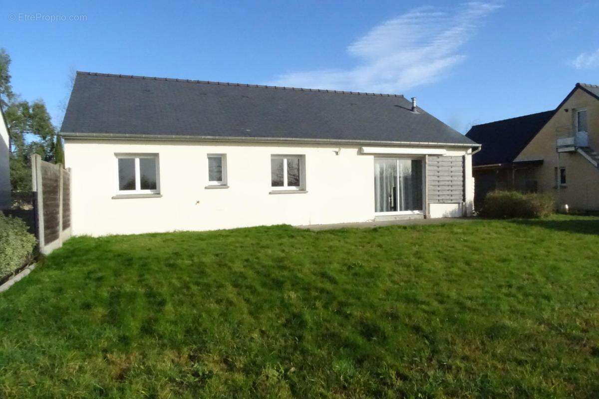 Maison à LE VIVIER-SUR-MER