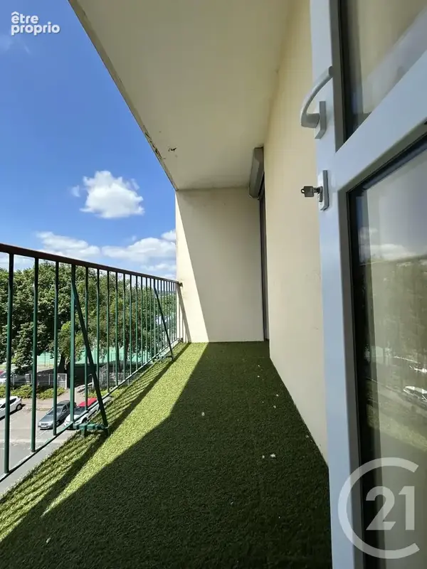 Appartement 3 pièces 60 m² à vendre à Avon (77210) - photo 3