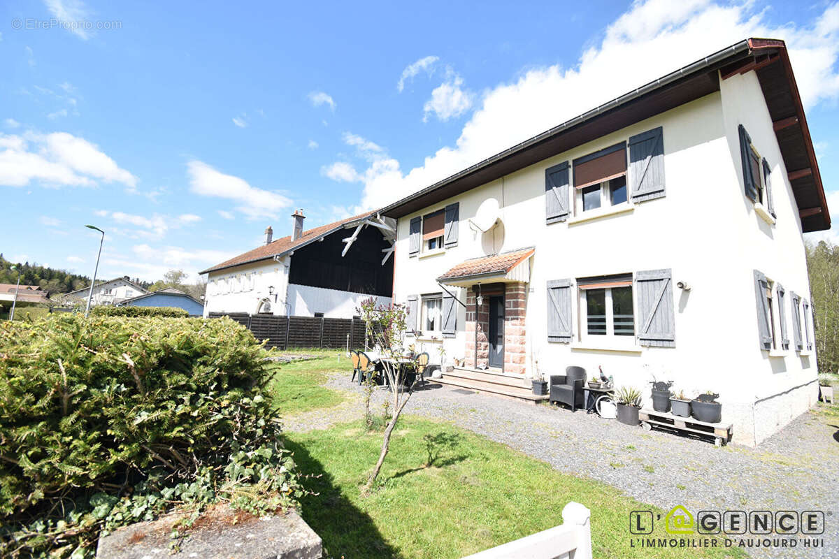 Maison à SAINT-LEONARD