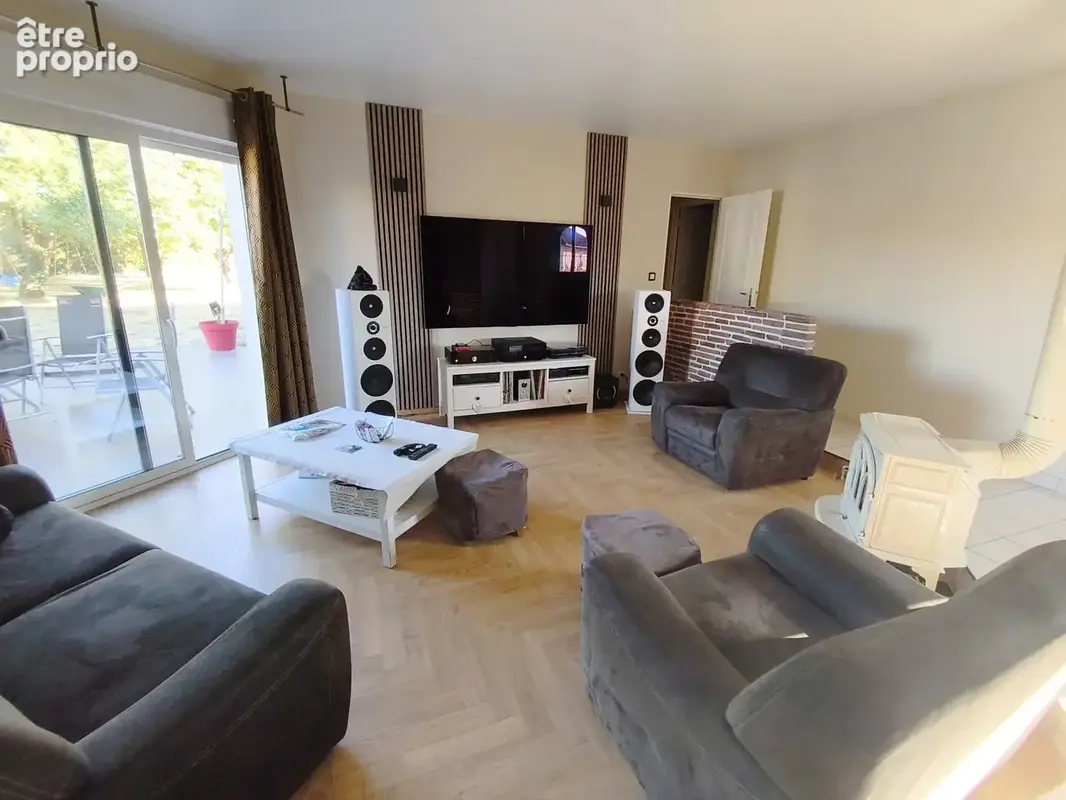 Maison 5 chambres et triple garage - photo 3