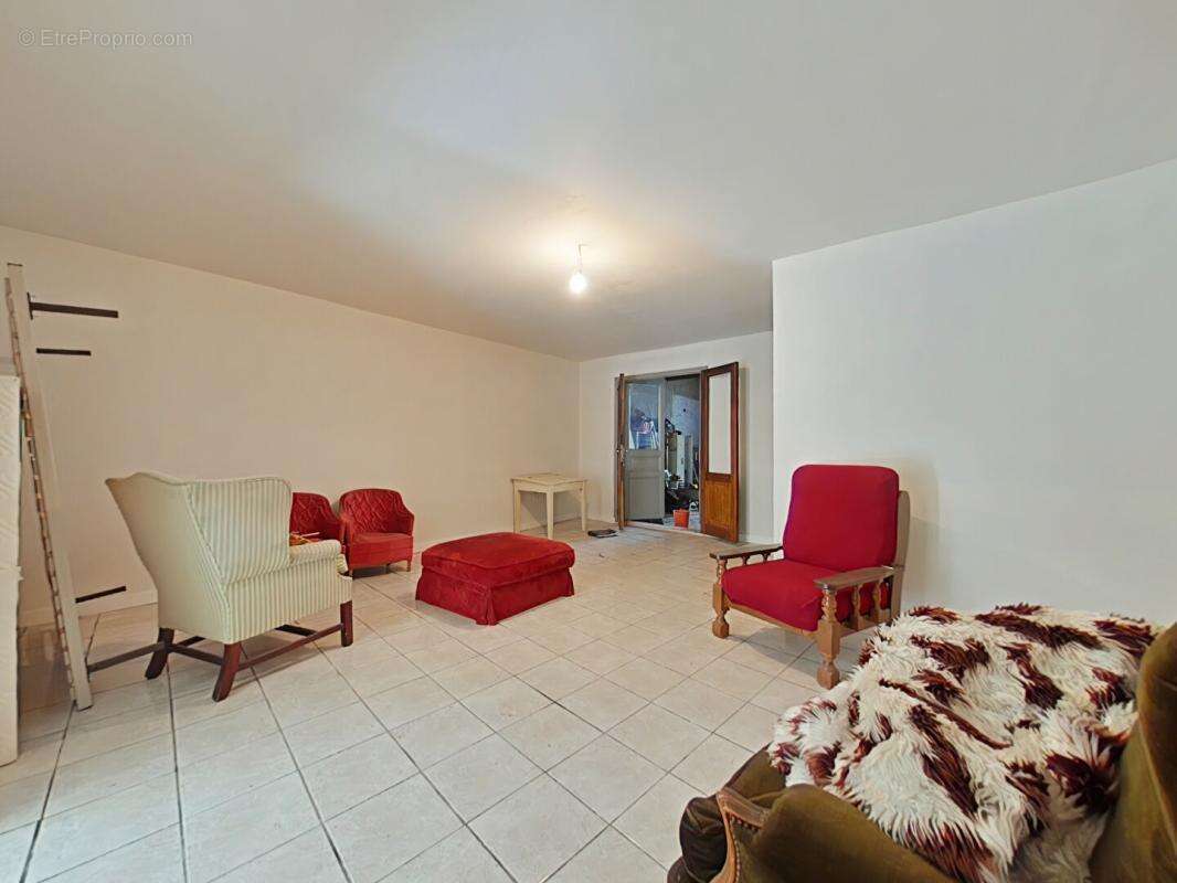 Maison à BIZE-MINERVOIS