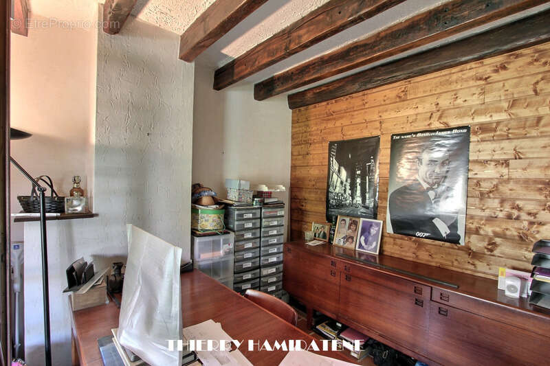 Val notre dame grande et belle maison 140m2 hbt 4 chambres ideal artisan s/sol total  100m2 3m de hauteur s/plafond grand jardin - photo 9