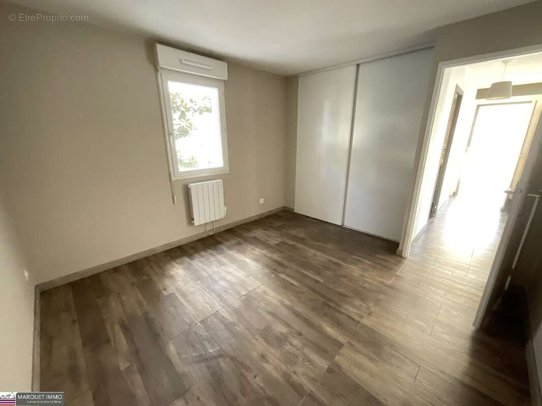 Appartement à BOUJAN-SUR-LIBRON