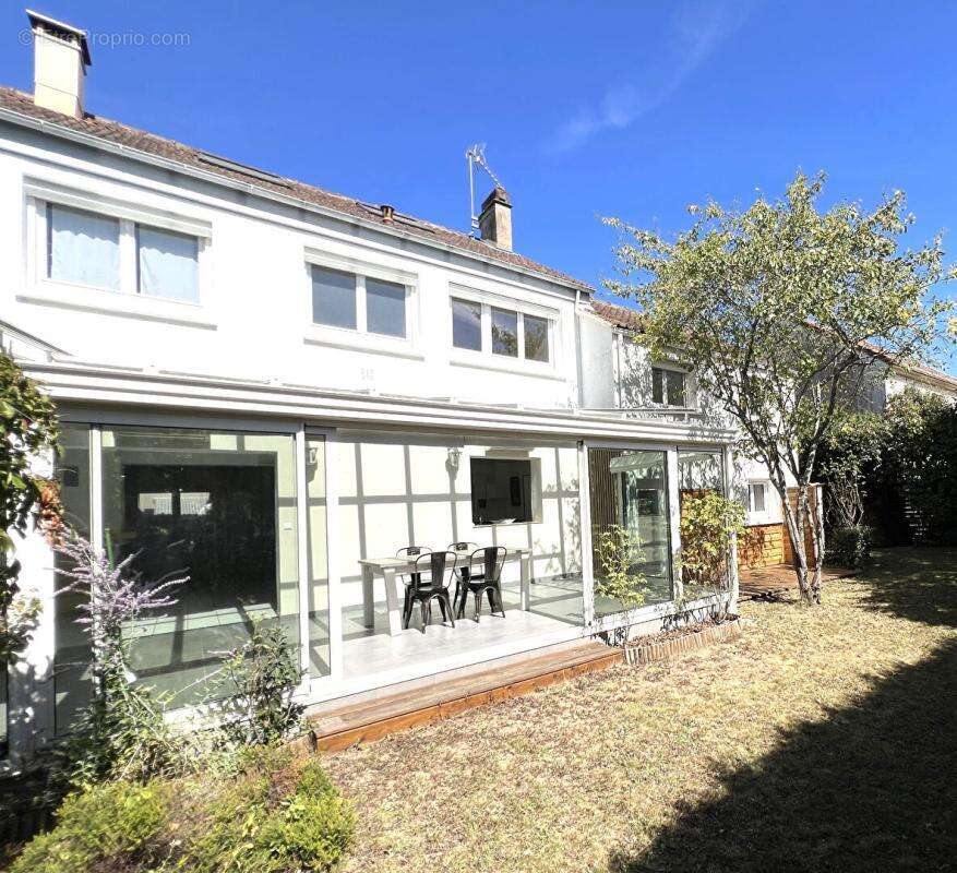 Maison à VILLEPREUX