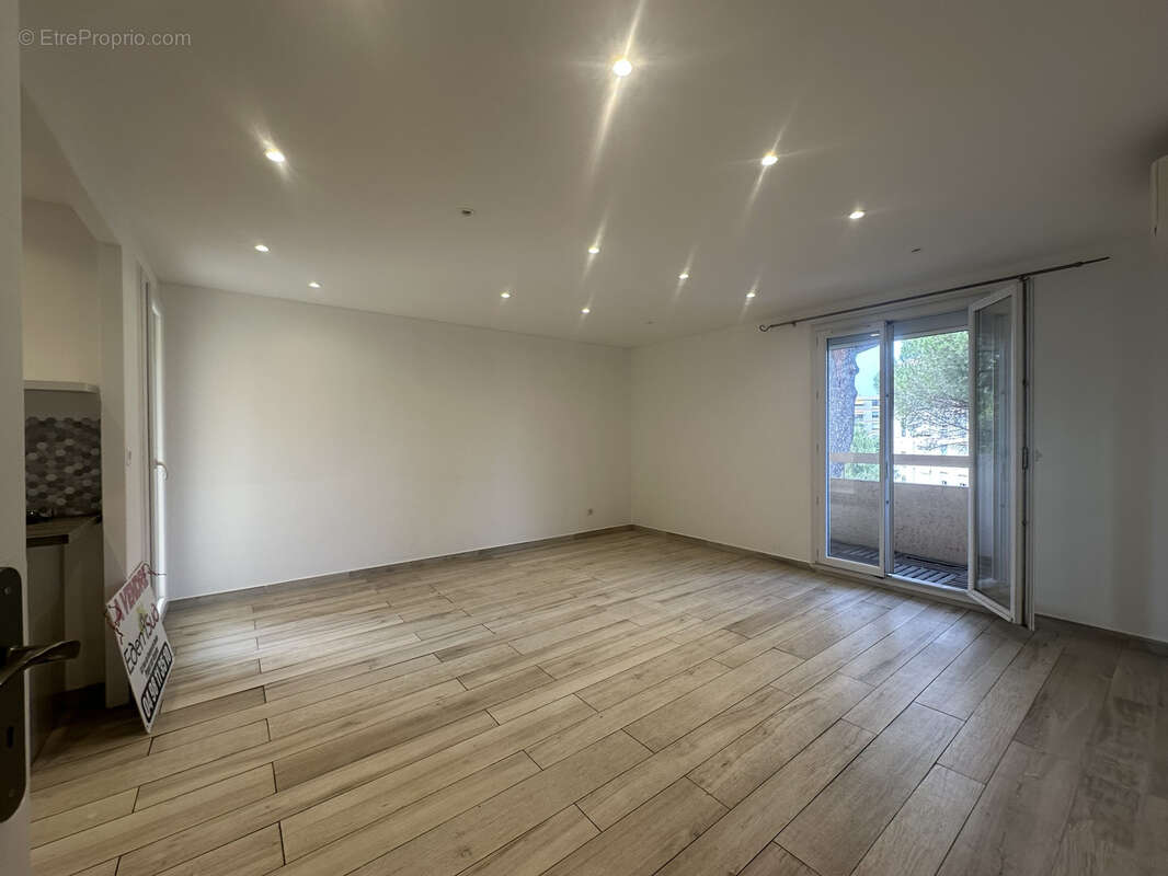 Appartement à FREJUS