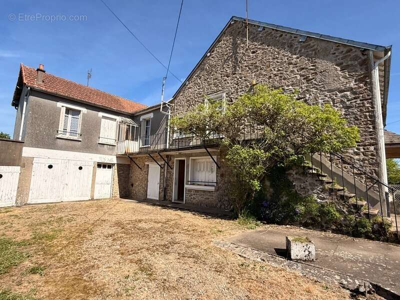 Maison à BAZELAT