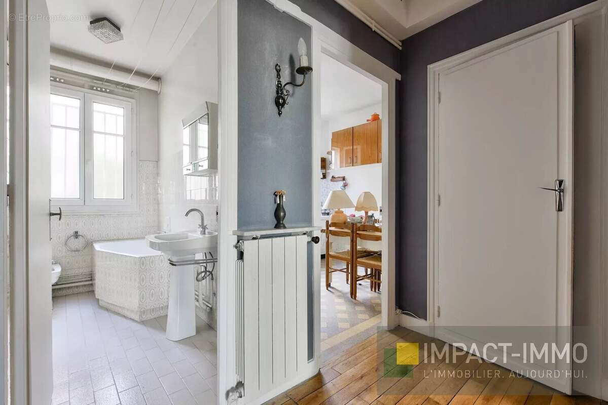 Appartement à LEVALLOIS-PERRET