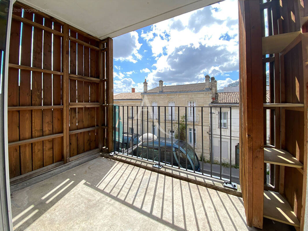Appartement à BORDEAUX