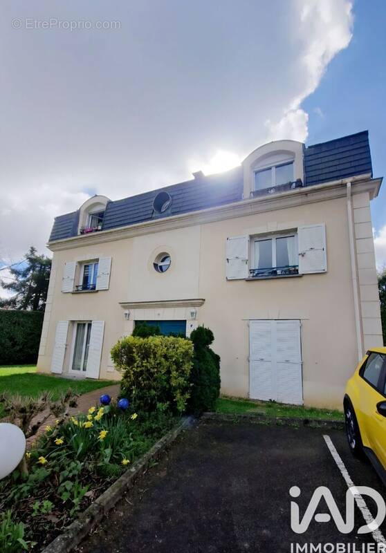 Photo 1 - Appartement à BOIS-D'ARCY