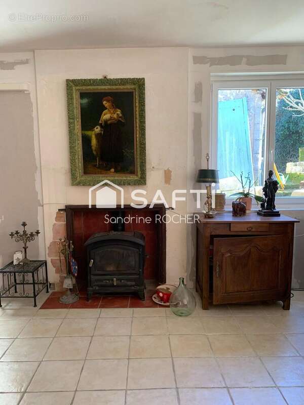 Photo 6 - Maison à VIEUX-MAREUIL